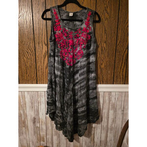 Women's Riviera Sun Asymmetrical Dress 2X Gray with Red Embroidery